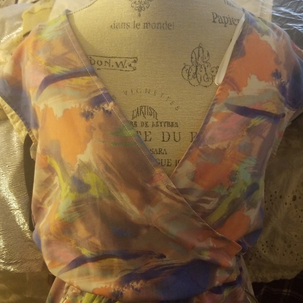 Romper - Picture 2 of 6